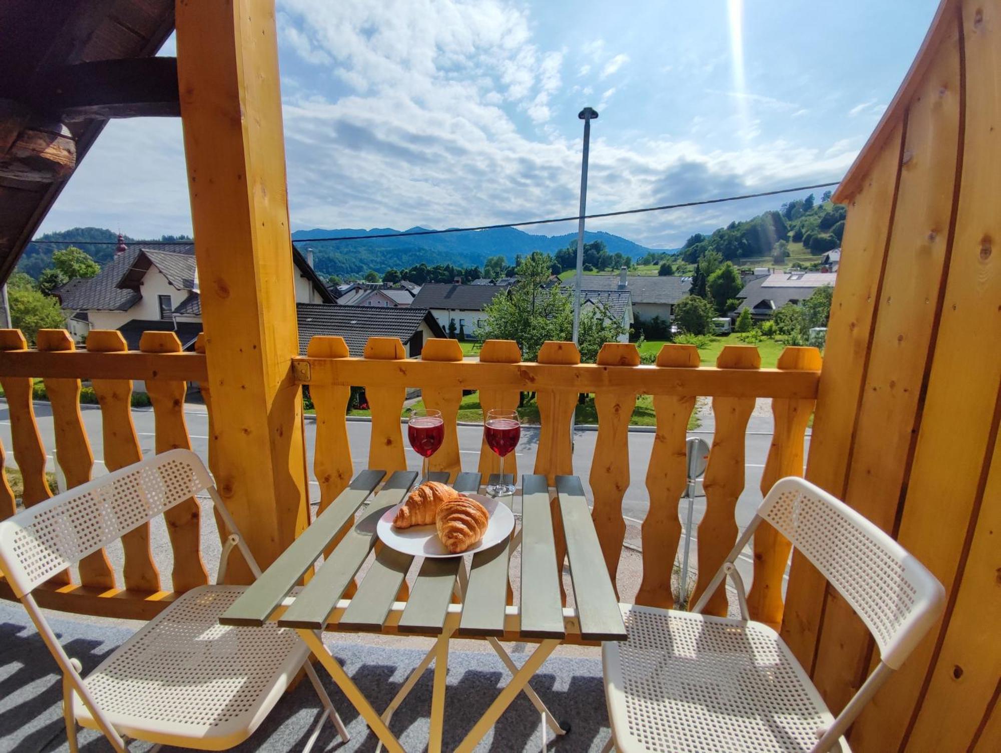 Slovenian House Mira Zgornje Gorje Exterior foto